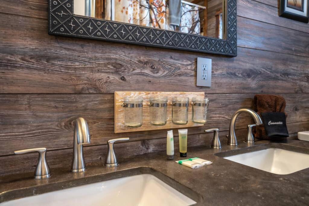 Happy Trails - Cobbly Nob Resort Home Gatlinburg Εξωτερικό φωτογραφία