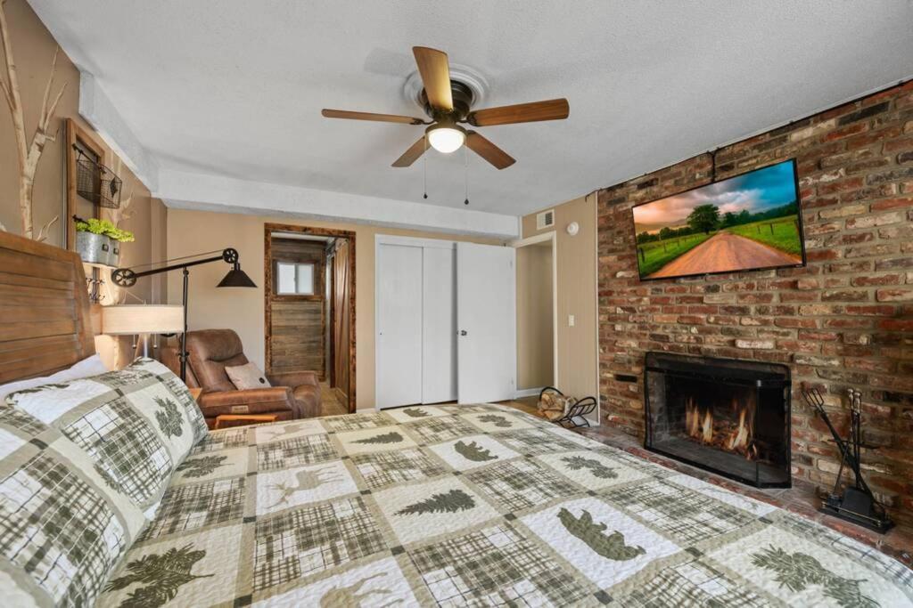 Happy Trails - Cobbly Nob Resort Home Gatlinburg Εξωτερικό φωτογραφία